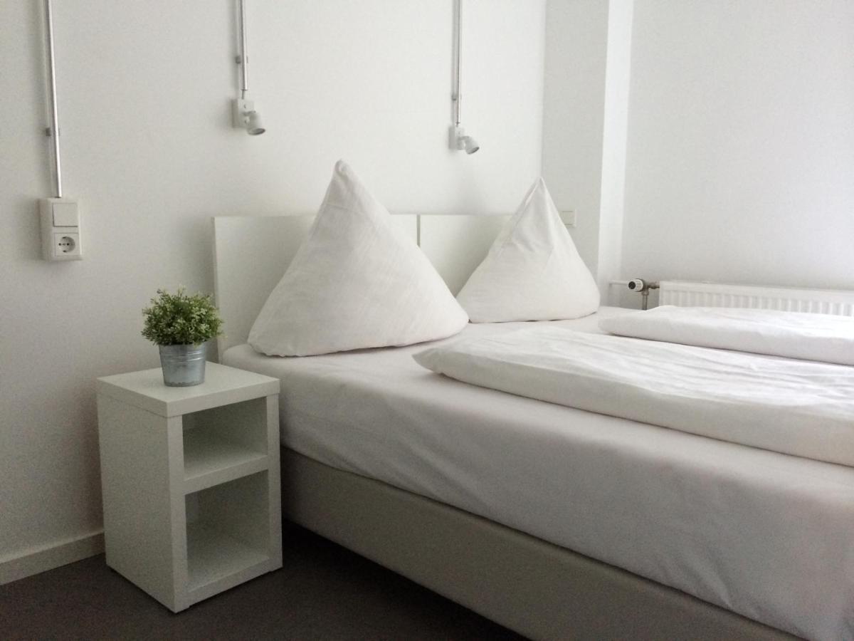 Apartment&Rooms Near Brandenburg Gate Берлин Екстериор снимка
